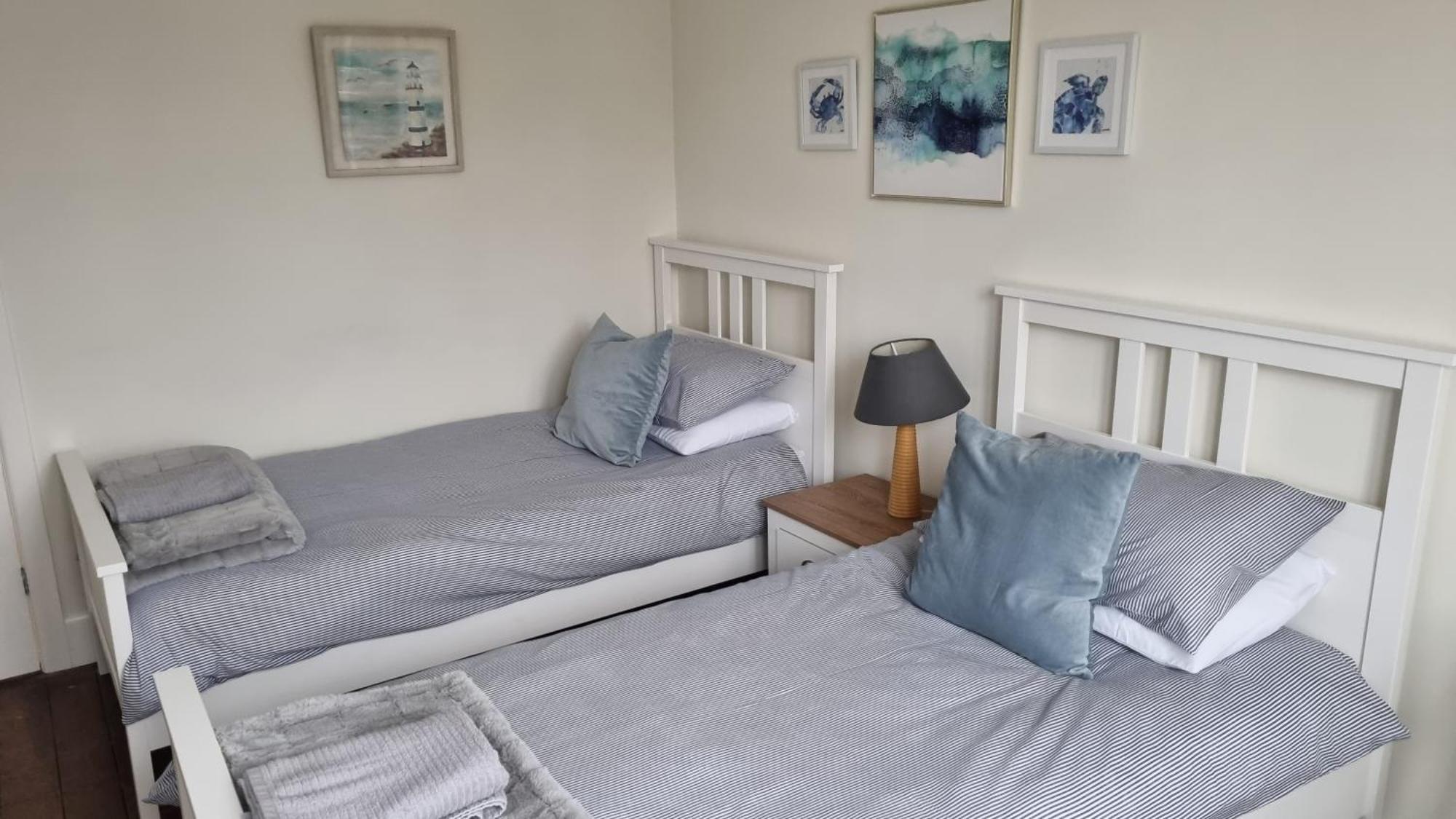 Cosy Bournemouth Bungalow Ferndown Buitenkant foto